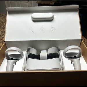 Advanced White VR Headset with Controllers